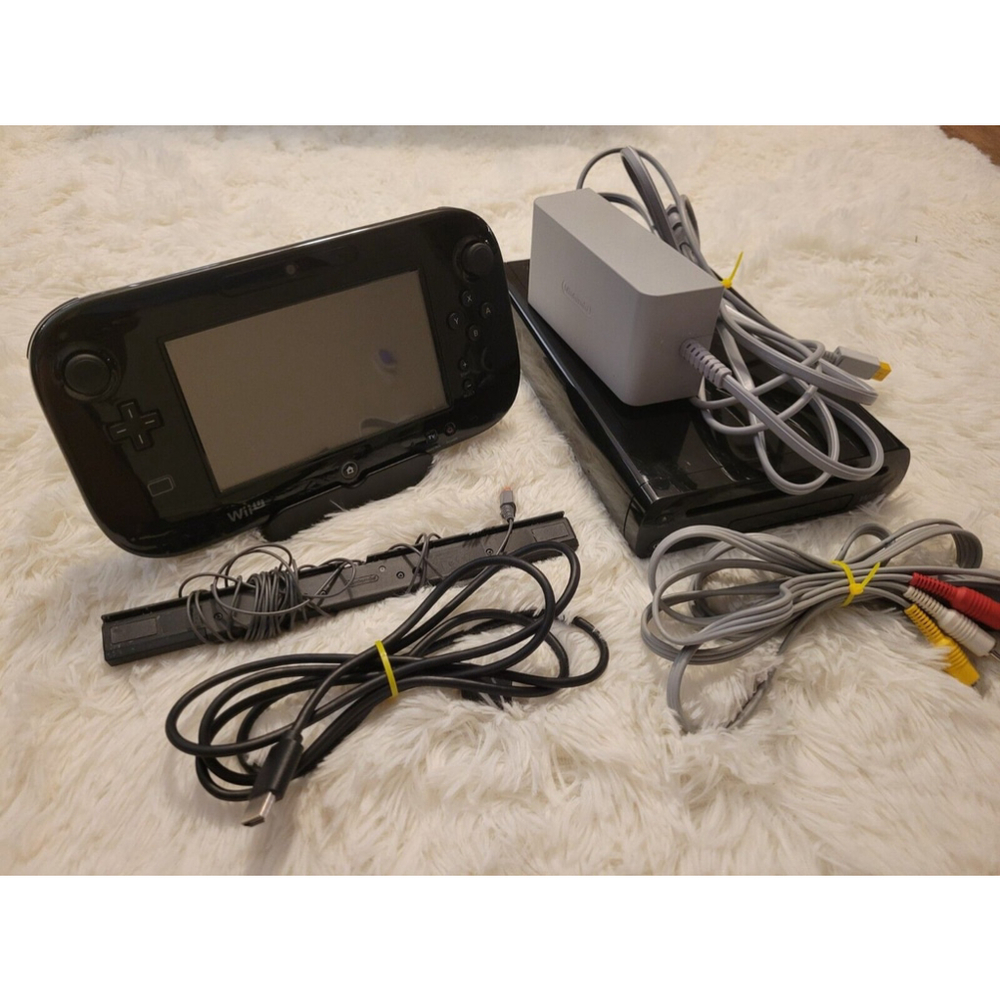 Nintendo Wii U Video Game Console WUP-101(02) Black 32gb